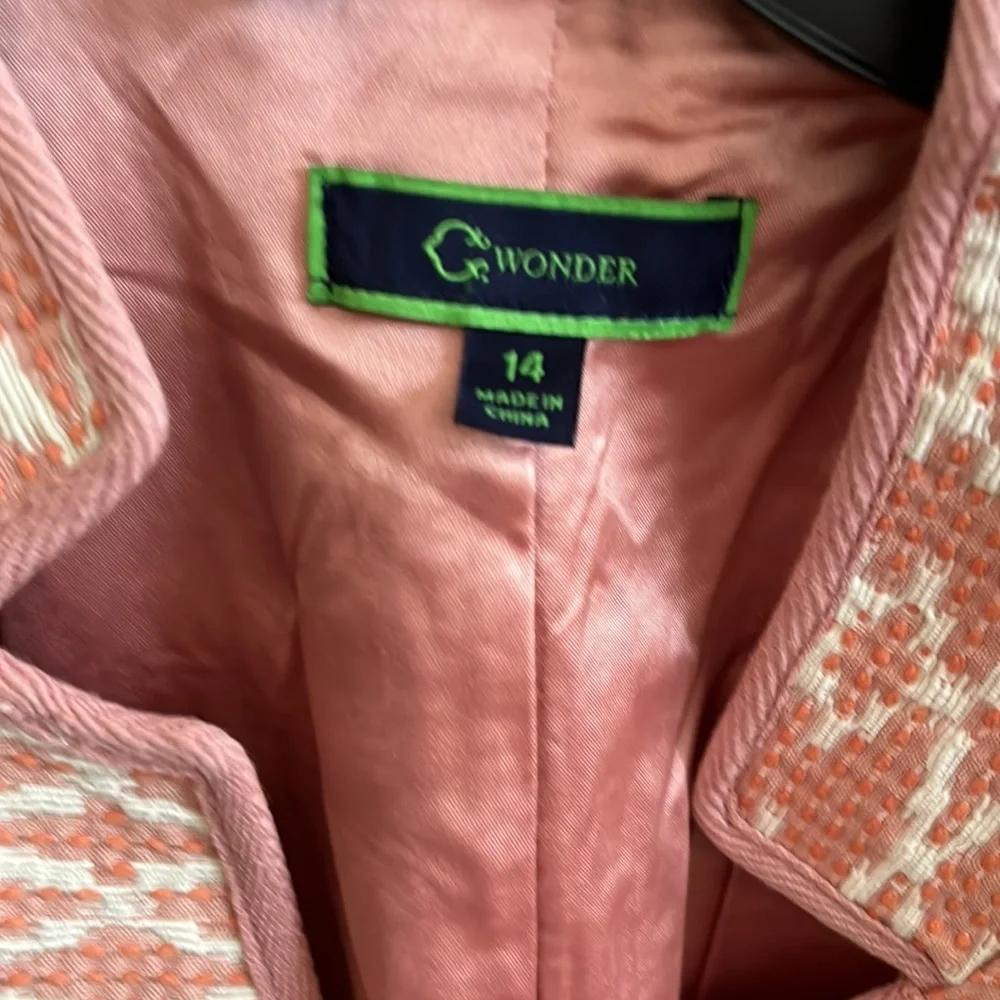 Blazer - Picture 2 of 6